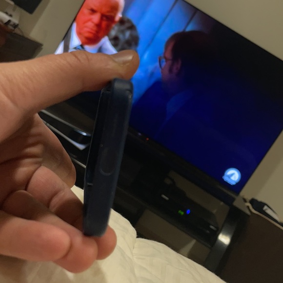 iPhone 12 Pro Silicone MagSafe Case Deep Navy - Picture 5 of 5